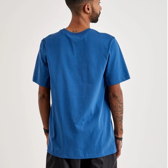 MENS JORDAN AIR STRETCH SHORT SLEEVE TEE BLUE SIZE MEDIUM - Picture 3 of 7